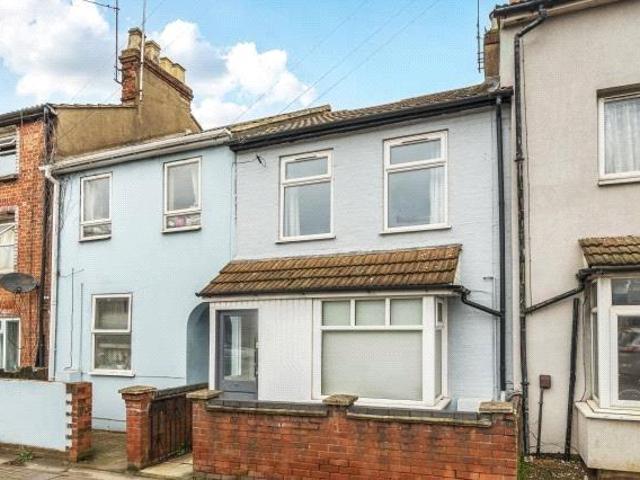 New Street, Aylesbury, HP20 2 bed terraced house to rent £1,350 pcm £312 pw
