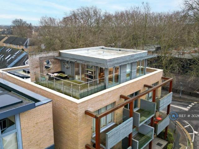 New Street, Cambridge, CB1 1 bed in a flat share to rent £1,650 pcm £381 pw