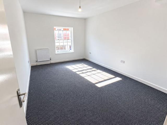 New Street, Dudley DY1, 1 bed flat to rent, £750 pcm | PrimeLocation