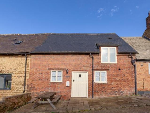 New Street, Deddington 2 bed cottage to rent £1,500 pcm £346 pw