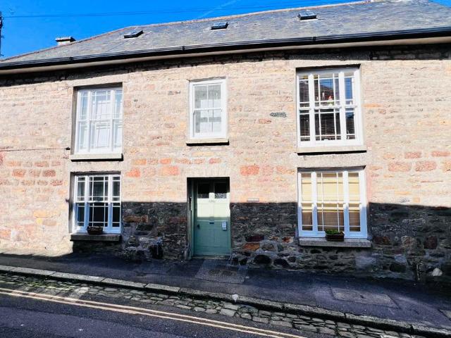 New Street, Penzance TR18, 1 bed flat to rent, £850 pcm | PrimeLocation