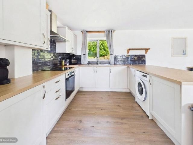 New Portreath Road, Redruth TR16, 3 bed bungalow to rent, £1,400 pcm | PrimeLocation