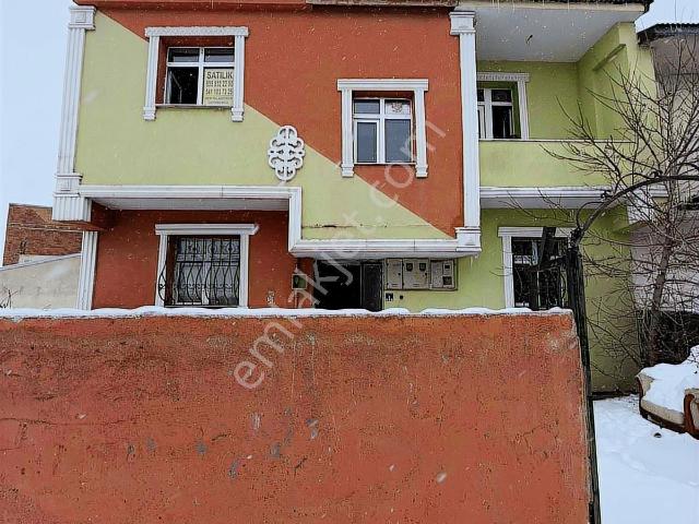 New Palandöken'den Telsizlerde Satılık İki Katlı Ev