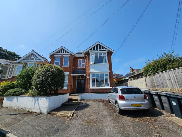 New Park Road, Bournemouth BH6, 1 bed flat to rent, £1,095 pcm | PrimeLocation