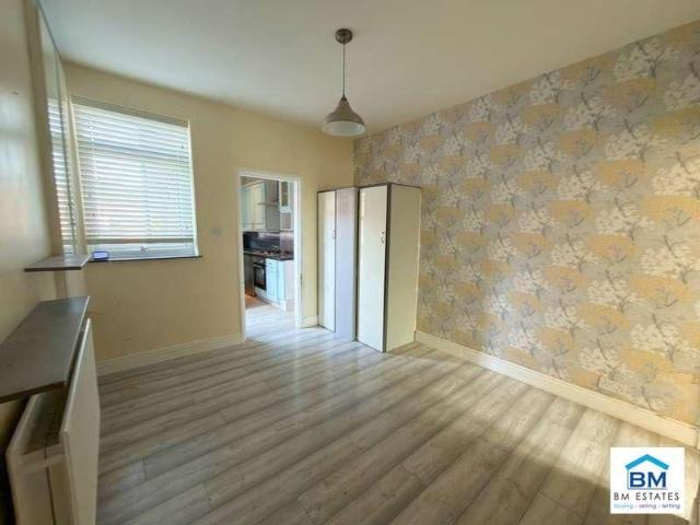 New Park Road, Leicester, LE2