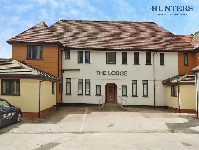 New Penkridge Road, Cannock WS11, 2 bed flat to rent, £850 pcm | PrimeLocation
