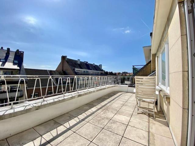 ! NEW ! Penthouse 1 chambre double terrasse + Garage