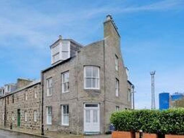 New Pier Road, Aberdeen, 3 Bedroom End