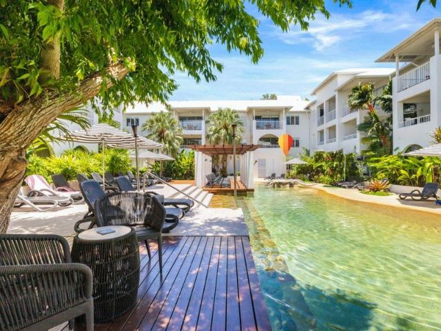 HOT NEW PRICE. $399,000+ PERFECTLY POOLSIDE @ PORTSEA
