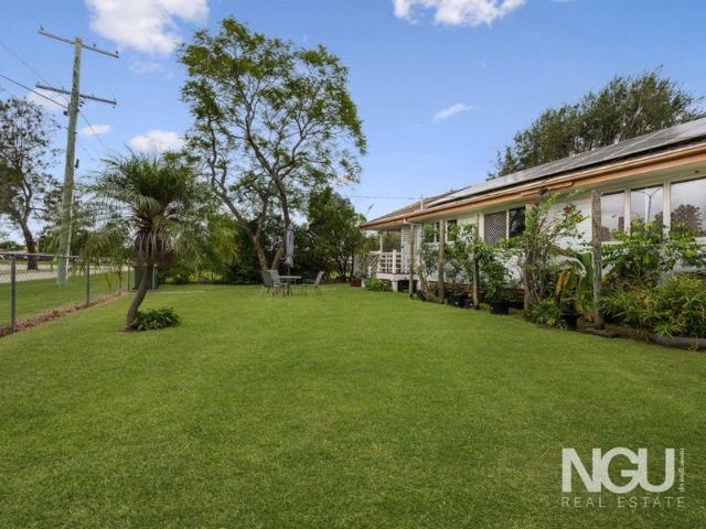 NEW PRICE OFFERS OVER $750,000