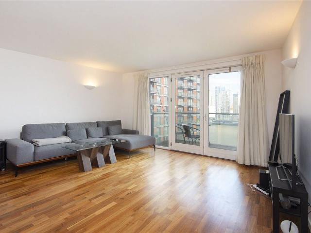 New Providence Wharf, 1 Fairmont Avenue E14, 2 bed flat to rent, £2,850 pcm | PrimeLocation