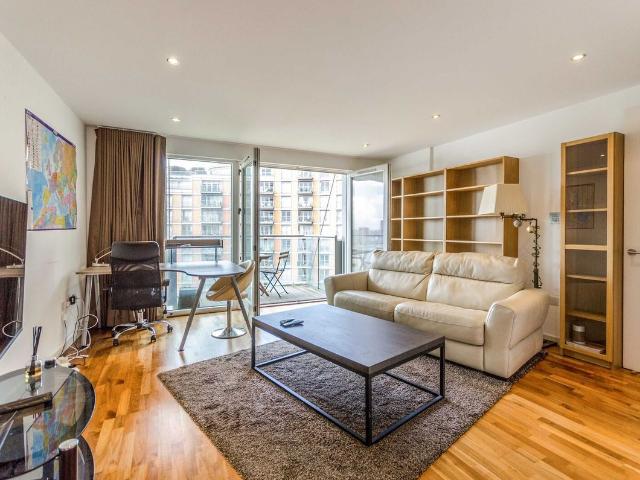 New Providence Wharf, Canary Wharf, London E14, 1 bed flat to rent, £2,145 pcm | PrimeLocation