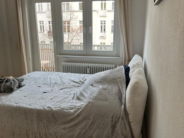 New, quiet home in Friedenau, Berlin Amsterdam Apartments for Rent