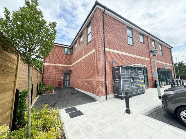 New Road, Tadley RG26 2 bed flat to rent £1,225 pcm £283 pw