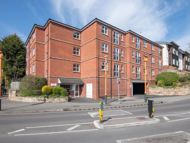 New Road, Bromsgrove B60 2 bed apartment to rent £895 pcm £207 pw