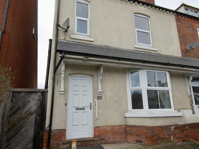 New Road, Bromsgrove, Short Let B60, 4 bed semi detached house to rent, £1,100 pcm | PrimeLocation