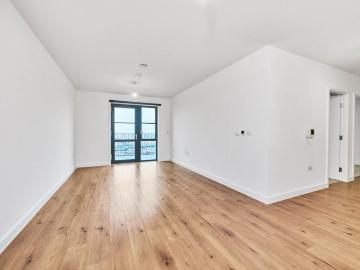 New Road, Dagenham, RM9 1 bed flat to rent £1,375 pcm £317 pw