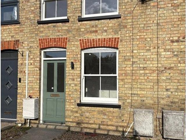 New Road, Ely CB6, 2 bed terraced house to rent, £1,150 pcm | PrimeLocation