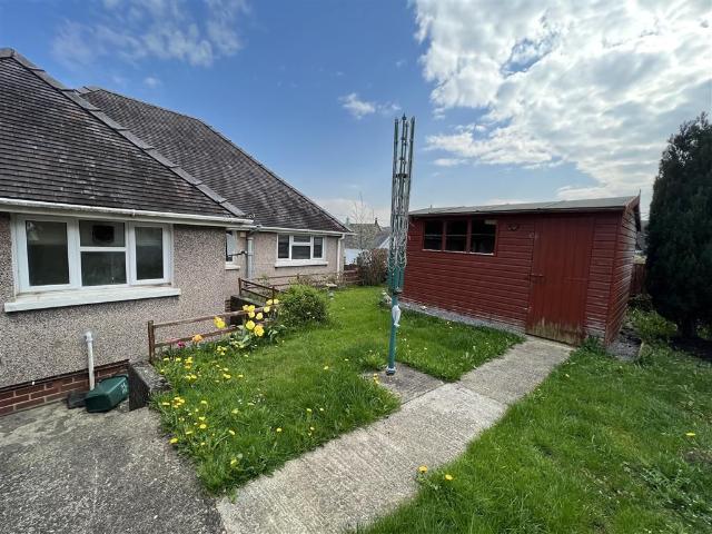 New Road, Neath SA10, 3 bed bungalow to rent, £1,000 pcm | PrimeLocation