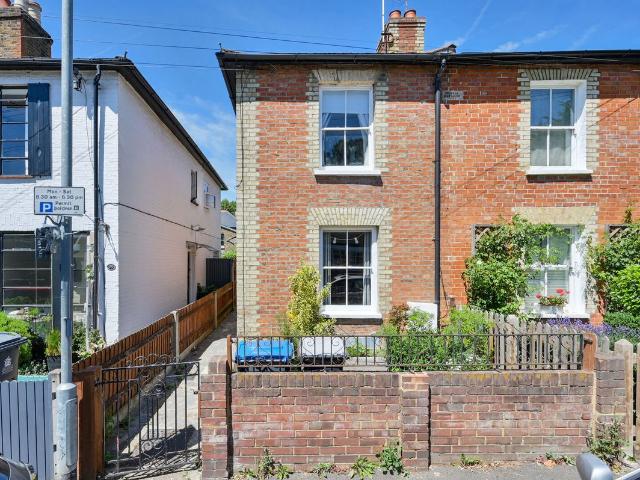 New Road, North Kingston, Kingston Upon Thames KT2, 3 bed semi detached house to rent, £4,600 pcm | PrimeLocation