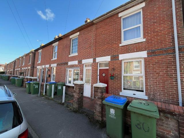New Road Silver Sub, Fareham PO16, 2 bed terraced house to rent, £1,300 pcm | PrimeLocation