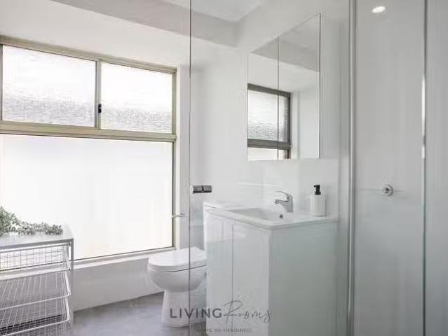 Unique ROOM 3 Keady Rise, Clarkson, WA 6030