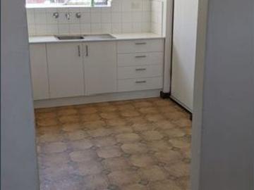 New Renovated 2 Bedroom Ground Floor Unit In Elizabeth Vale