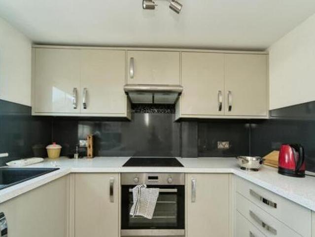 New Town, Uckfield, 2 Bedroom Flat
