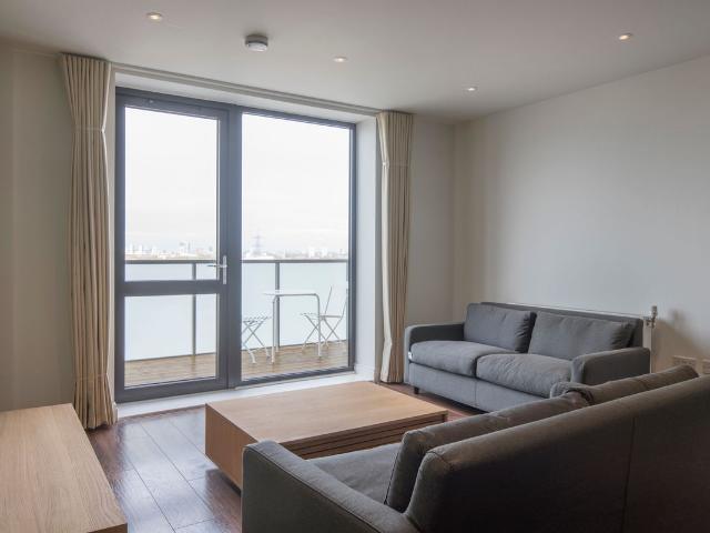 New Village Avenue, London E14, 2 bed shared accommodation to rent, £2,400 pcm | PrimeLocation
