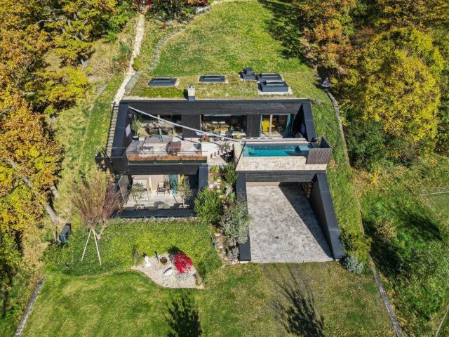 NEW YORK TIMES FEATURED: Reduktion in ihrer luxuriösesten Form. Einzigartige Architekten Villa 25 Minuten von Wien