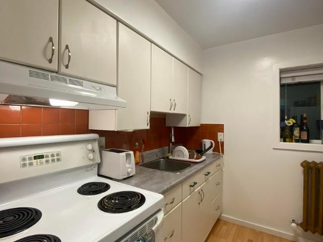 New York Apartments Studio SRO C2 Apartment for Rent