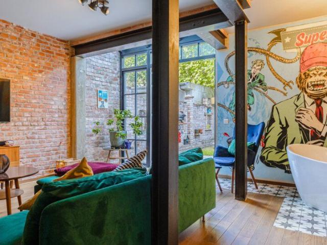 New York in Bremen: Stilvolles Altbremer Reihenhaus mit modernem Loft Charakter