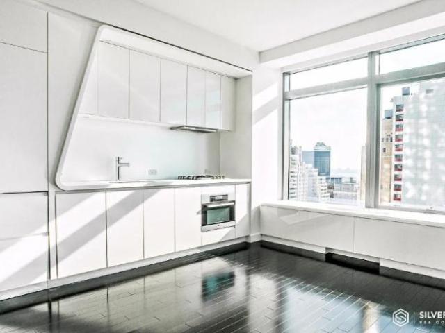 NEW YORK NY 10006 LS93481402