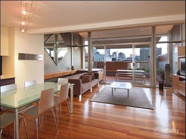 New York Style Two Level Unit in the Heart of the Valley Furnished