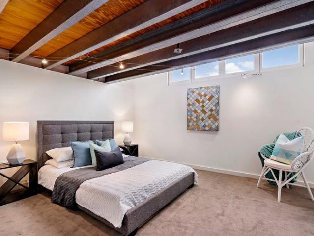 New York Style Apartment in Landmark Building *Entry via Wattle Street