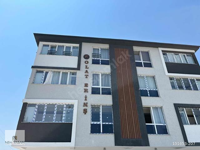 NEW YAŞAM EMLAKTAN ANA CADDE ÜZERİNDE SATILIK 1+1 DAİRE