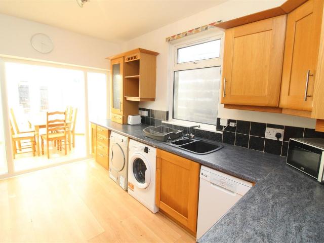 New Zealand Road, Heath, Cardiff CF14, 5 bed shared accommodation to rent, £2,700 pcm | PrimeLocation
