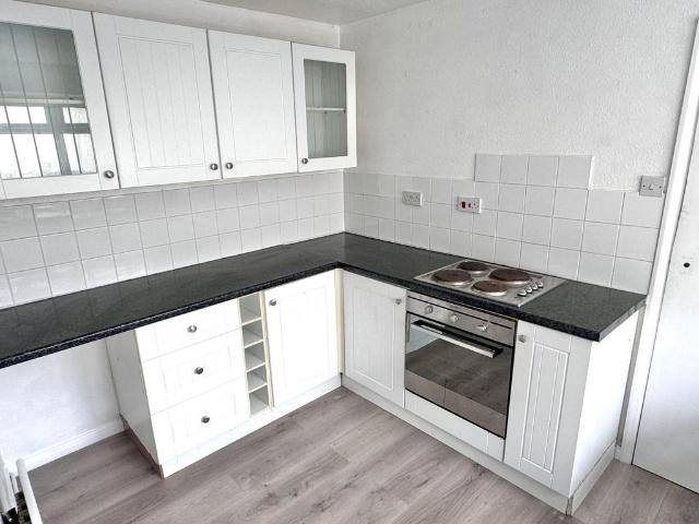 Newark Road, Lincoln, Lincolnshire, LN5 2 bed end of terrace house to rent £900 pcm £208 pw