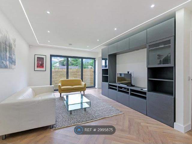 Newark Road, South Croydon CR2, 3 bed semi detached house to rent, £2,800 pcm | PrimeLocation