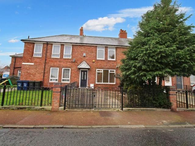 Newbold Street, Walker, Newcastle. 3 bed terraced house to rent £950 pcm £219 pw