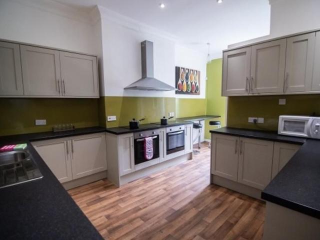 Newbould Lane, Sheffield S10, 7 bed shared accommodation to rent, £503 pcm | PrimeLocation