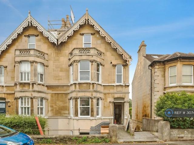 Newbridge Road, Bath, BA1 2 bed flat to rent £1,600 pcm £369 pw
