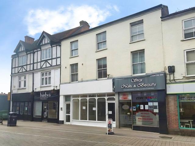 Newbury, Newbury RG14, 1 bed flat to rent, £875 pcm | PrimeLocation