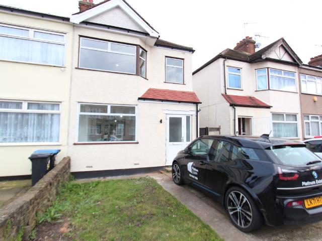 Newbury Avenue, Enfield EN3, 3 bed semi detached house to rent, £2,400 pcm | PrimeLocation