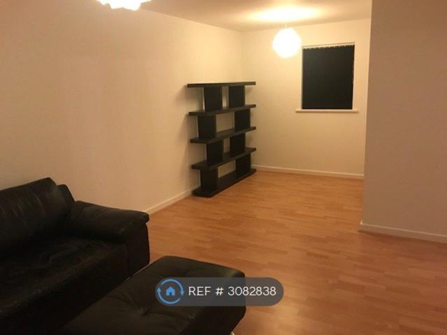 Newbury Park, Ilford IG2, 1 bed flat to rent, £1,400 pcm | PrimeLocation