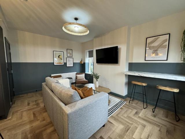 Newbury Rd BR2 2 bed flat to rent £2,350 pcm £542 pw