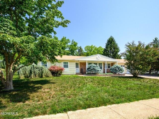 Newbury Rd, Howell, Home For Sale