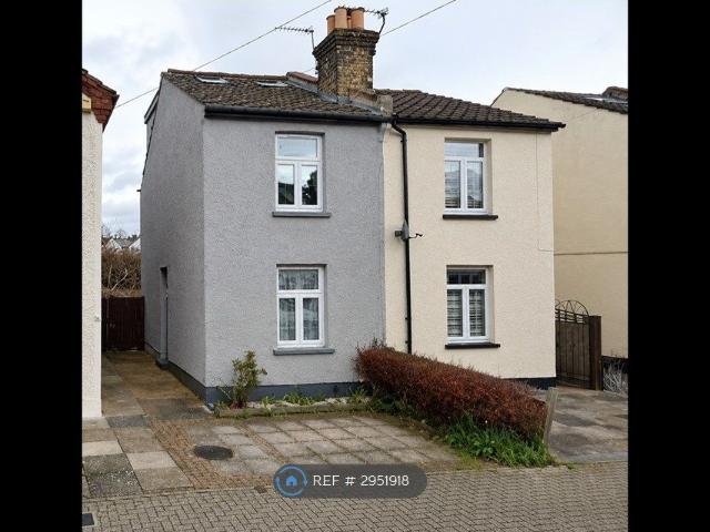 Newbury Road, Bromley BR2, 4 bed semi detached house to rent, £2,600 pcm | PrimeLocation