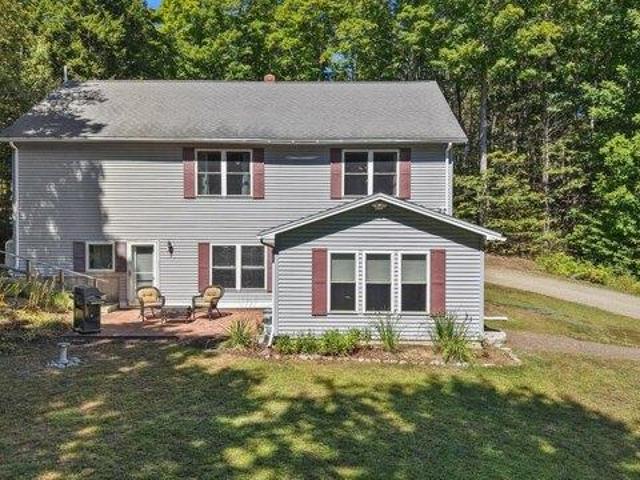Newburgh ME 04444 105814284