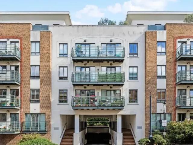 Newburgh Street, Glasgow, G43 2XU, United Kingdom | 2 bed apartment for rent #122403470 | Rentberry